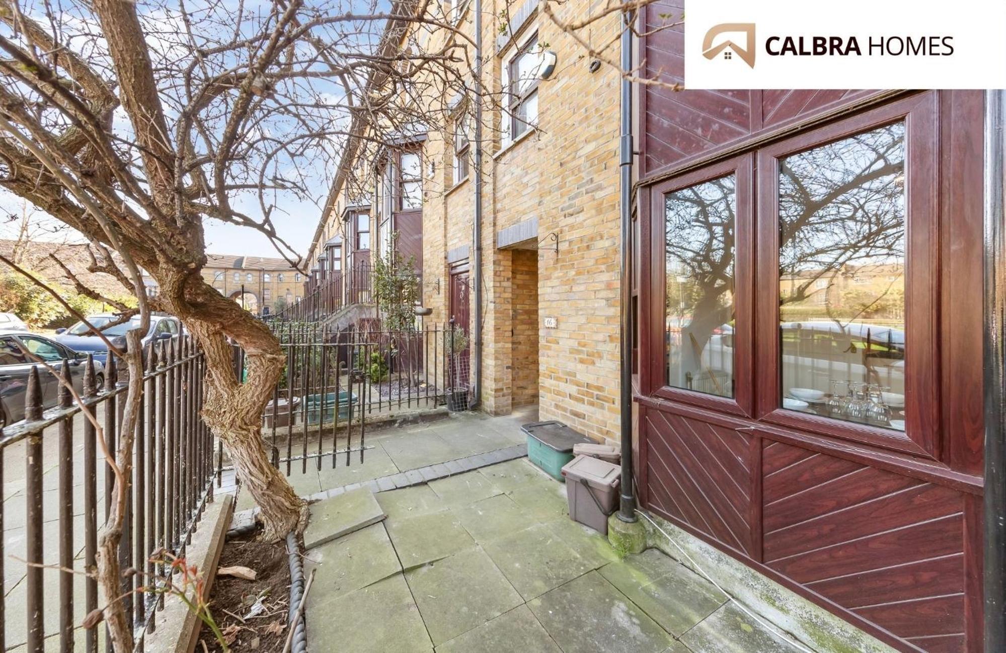 The Angel Garden Residence, A Sophisticated 3-bedroom Escape * Londra