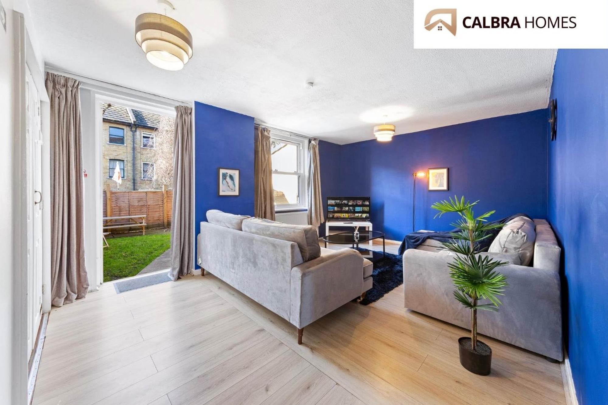 Case de vacanță The Angel Garden Residence, A Sophisticated 3-bedroom Escape Londra